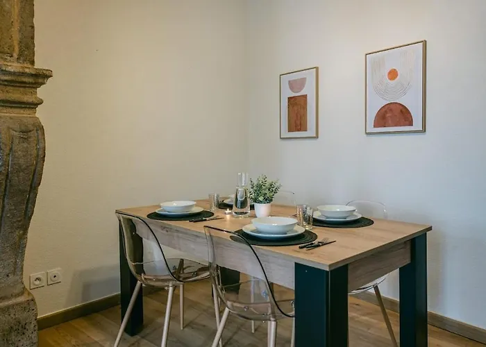 Apartment Spacieux T3 En Centre Avec Garage Clos - Calme Et Confort *