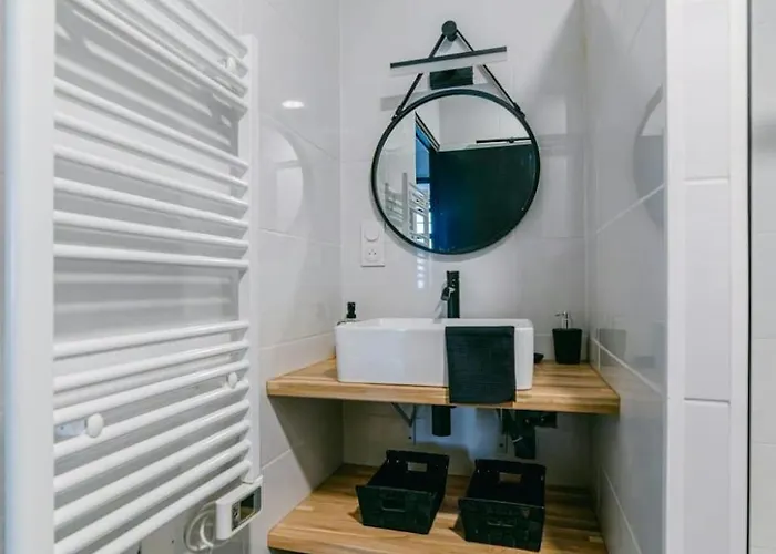 Spacieux T3 En Centre Avec Garage Clos - Calme Et Confort * Rodez